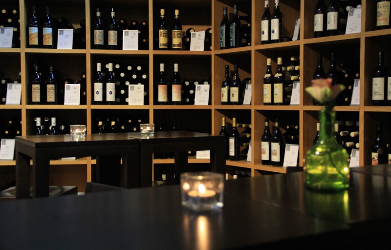 magasin-BAIROLS-min_wine_vinorama_wine_bottle_cellar_red_wine_wines_storage_wine_rack-1077047
